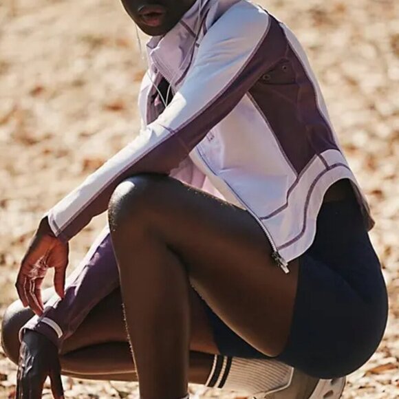 #59 NWT Free People Dasher Run Jacket in Lavender Shadow - Picture 3 of 6